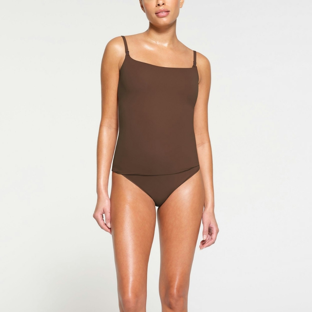 Skims Fits Everybody Maternity Nursing Tank
